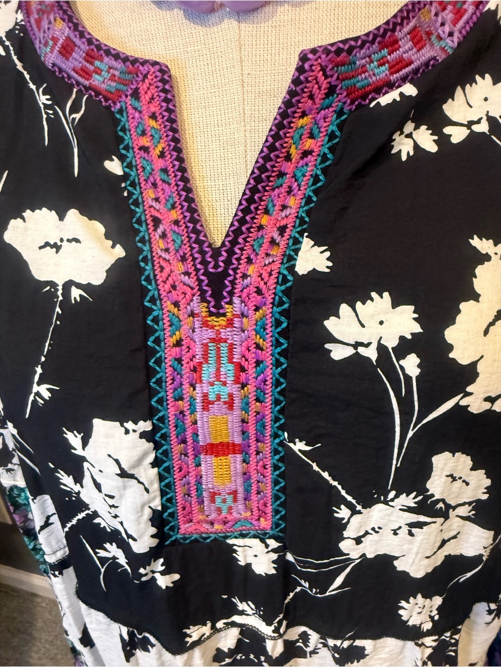 Boho Floral Tiered Tunic Top in Black, White & Purple - Picture 2 of 6